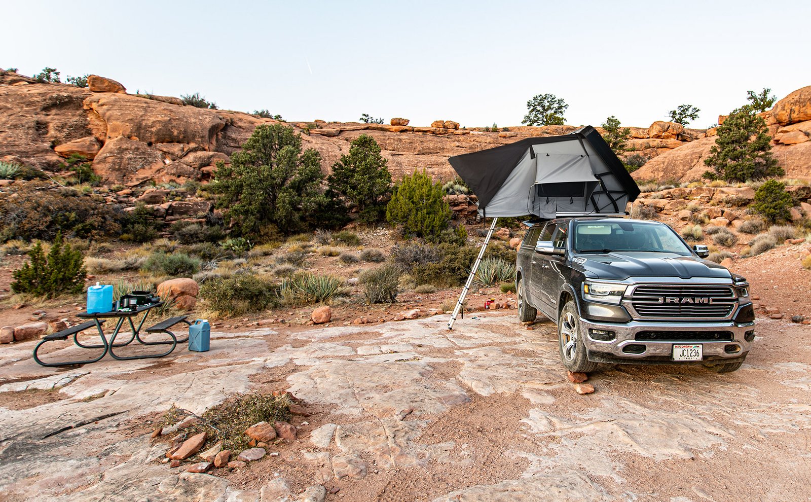 4-Person-Roof-Top-Tent-1