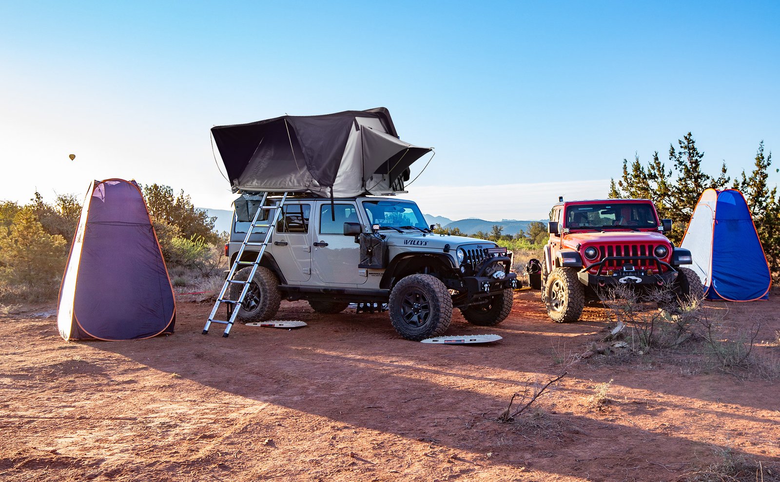 4-Person-Roof-Top-Tent-2