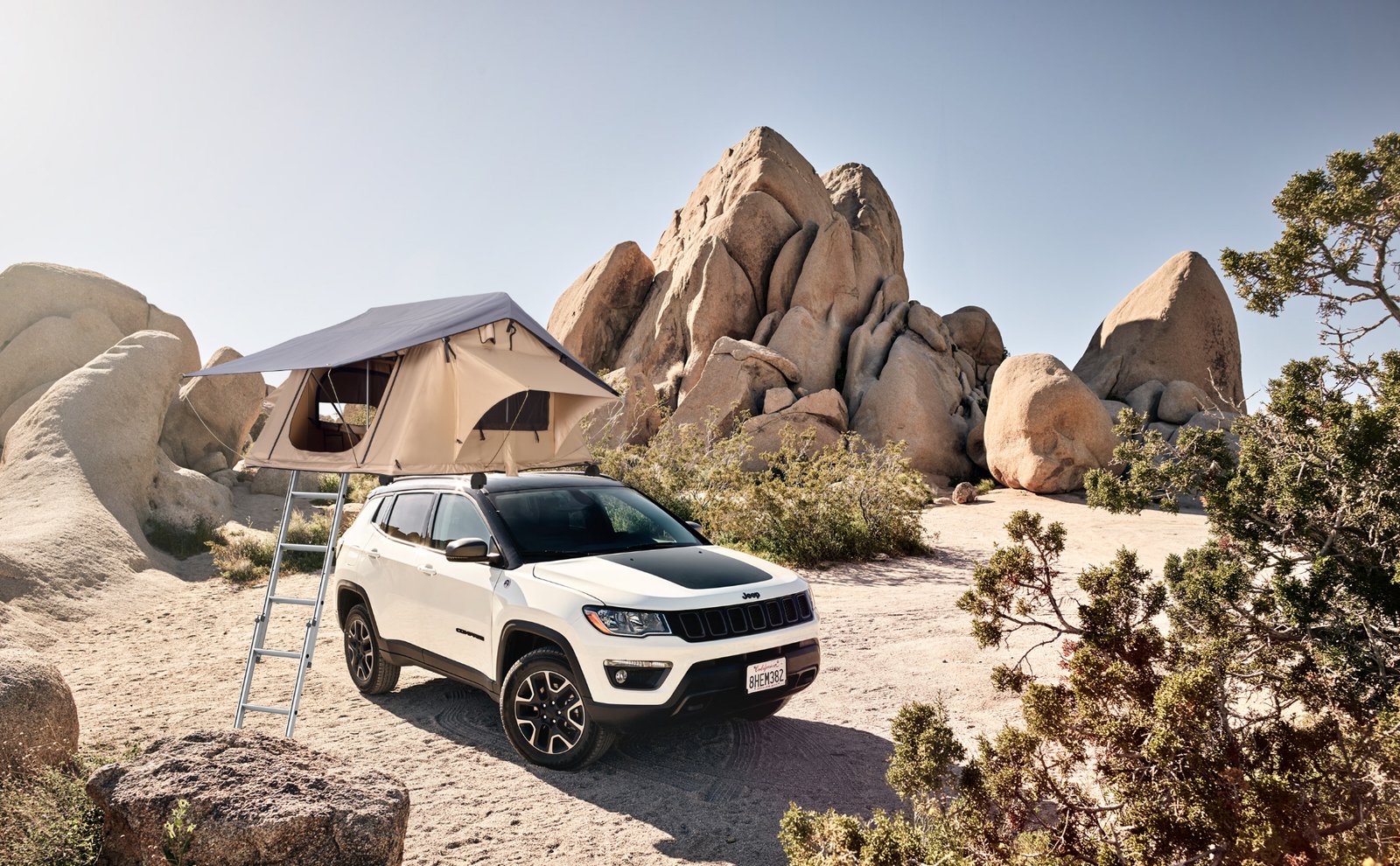 Lightest-roof-top-tent-3